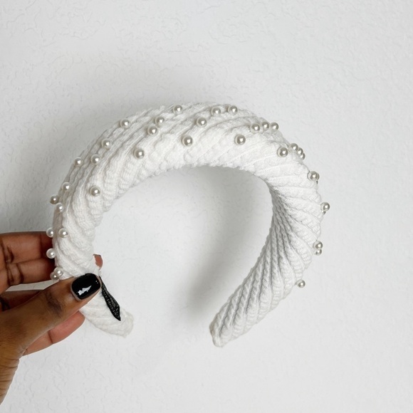 Padded Headband Glitter With Faux Pearls - Picture 1 of 5